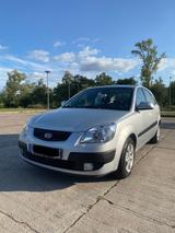 Kia Rio  Motor 1.4 (97 PS) top Zustand - gebrauchte Kia Rio aus dem Jahr 2008