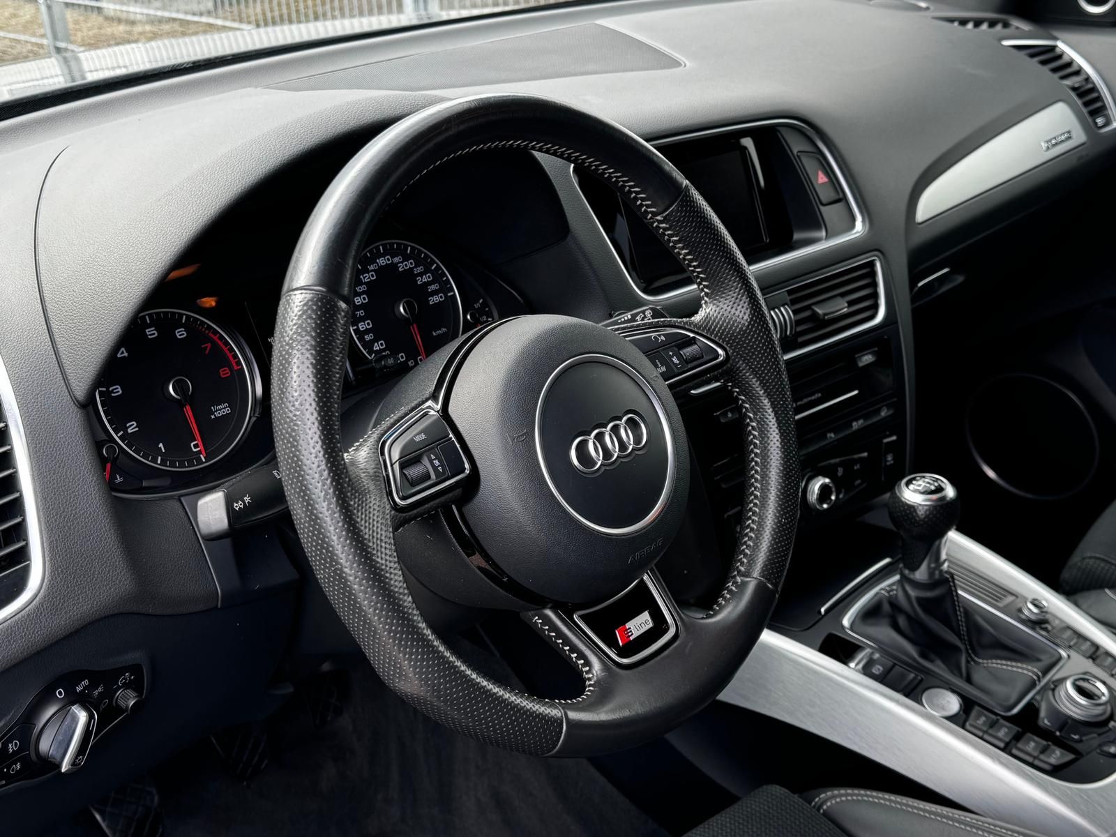 Fahrzeugabbildung Audi Q5 2.0 TFSI 165 kW quattro S line Selection B&O