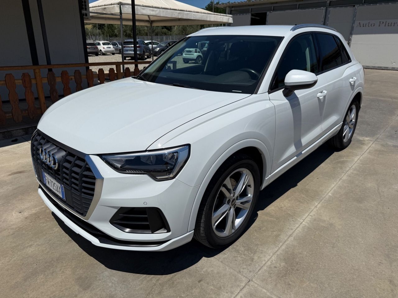 Audi Q3 35 TDI S tronic Business Advanced imagem 2