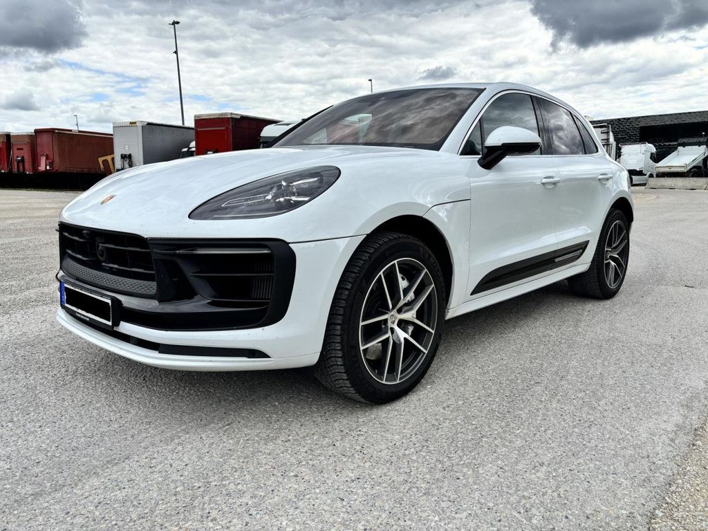 Image of Porsche Macan