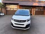 Opel STANDHEIZU*5 SITZE*NAVI*KLIMA*KAMERA*KEYLES*AHK* - gebrauchte Opel Vivaro aus dem Jahr 2024