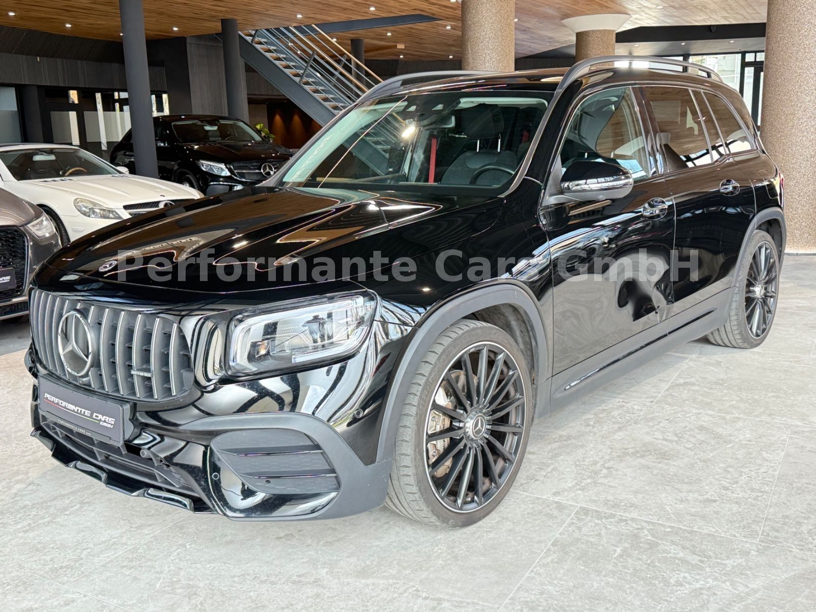 MERCEDES-BENZ GLB 35  AMG 4Matic-Voll-7xSitzer