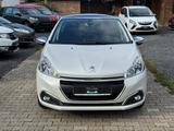 Peugeot 208 Style Navigation, Panorama-Dach - Peugeot 208: Style