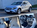 Mercedes-Benz Urban - Polarsilber mit hellem Interieur  - silberne Mercedes-Benz GLA 200