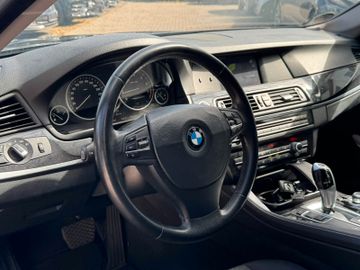 BMW 520 - 12