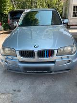 BMW X3 3.0i mit LPG Gasanlage (Export) - BMW X3 mit LPG-Antrieb
