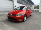 Volkswagen Golf Sportsvan Highline Aut. 1.Hand Nur 72Tkm - mit Benzin-Antrieb: Orange, Van