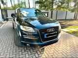 Audi Q7 4.2 FSI 7 Sitze tausch - Audi Q7: Fsi