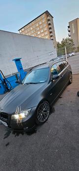 BMW 318d TÜV bis 2026 - BMW 318 aus 2009: Kombi, 318d