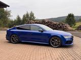 Audi RS7 4.0 TFSI quattro tip performance Sportb. - - Audi RS7: Blau