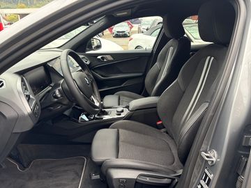 BMW 116i Sport Line DAB LED WLAN Tempomat Klimaaut.