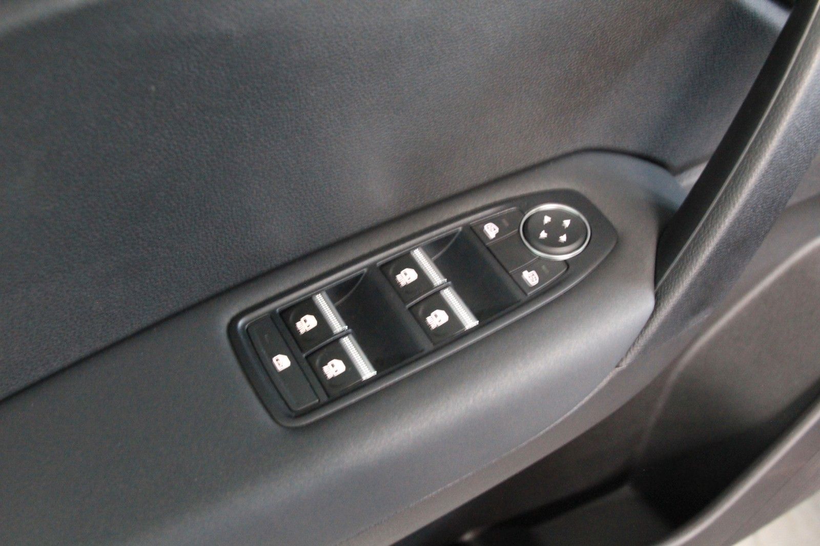 Fahrzeugabbildung Mitsubishi ASX Basis