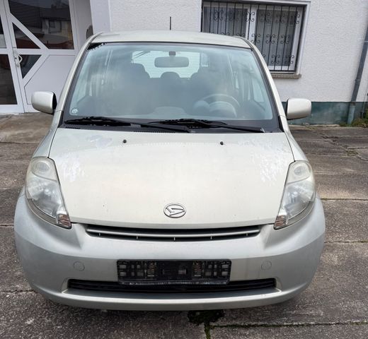 Daihatsu Sirion 1.3 Benziner, Klima