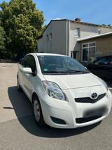 Toyota yaris 1.4 erste Hand - Toyota Yaris: 1.4