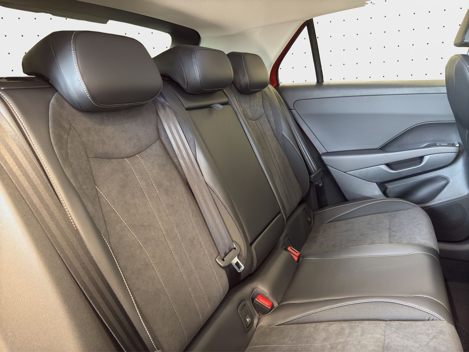 Volkswagen T-Roc - Bild 14
