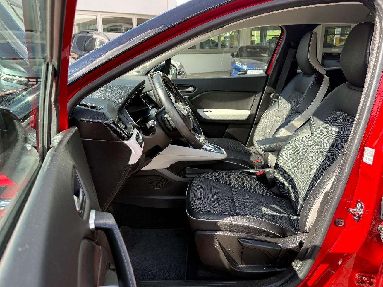 Fahrzeugabbildung Renault Captur Edition One TCe 140 EDC