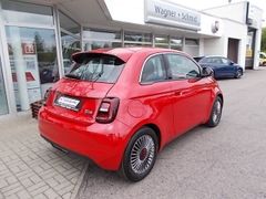 Fahrzeugabbildung Fiat 500 e RED Edition 42 kWh (118 PS)