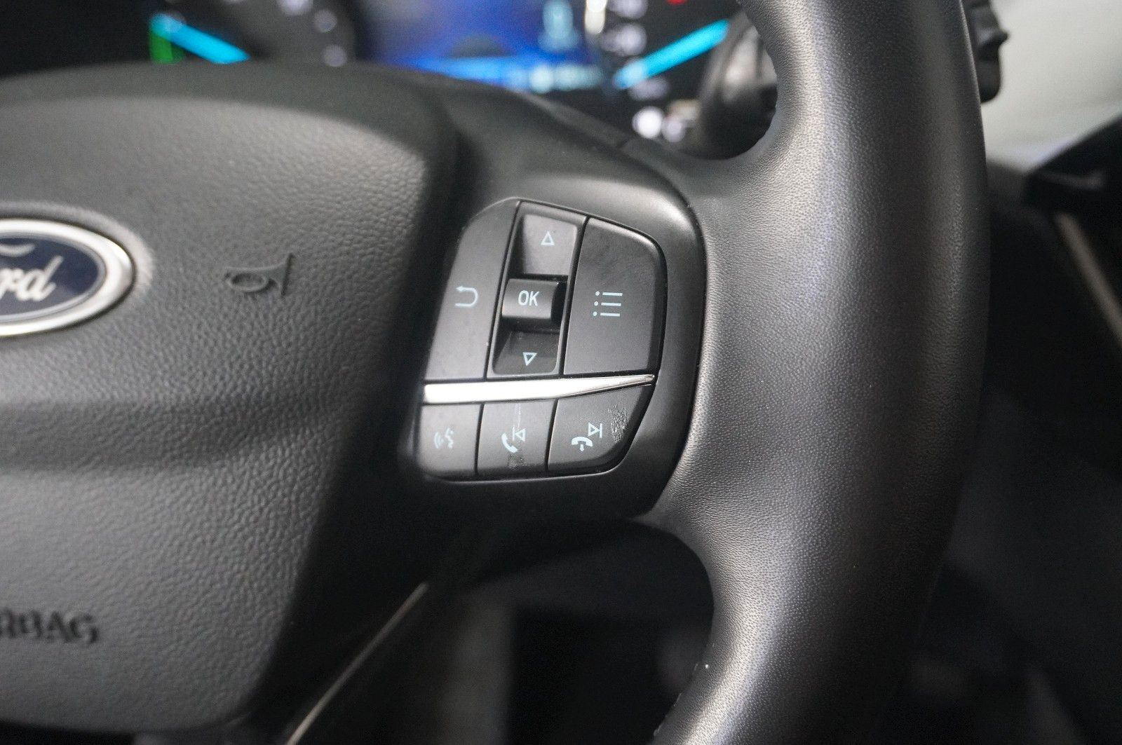 Fahrzeugabbildung Ford Kuga 2.5 HYBRID COOL & CON. NAVI/LED/SPORT/DAB+