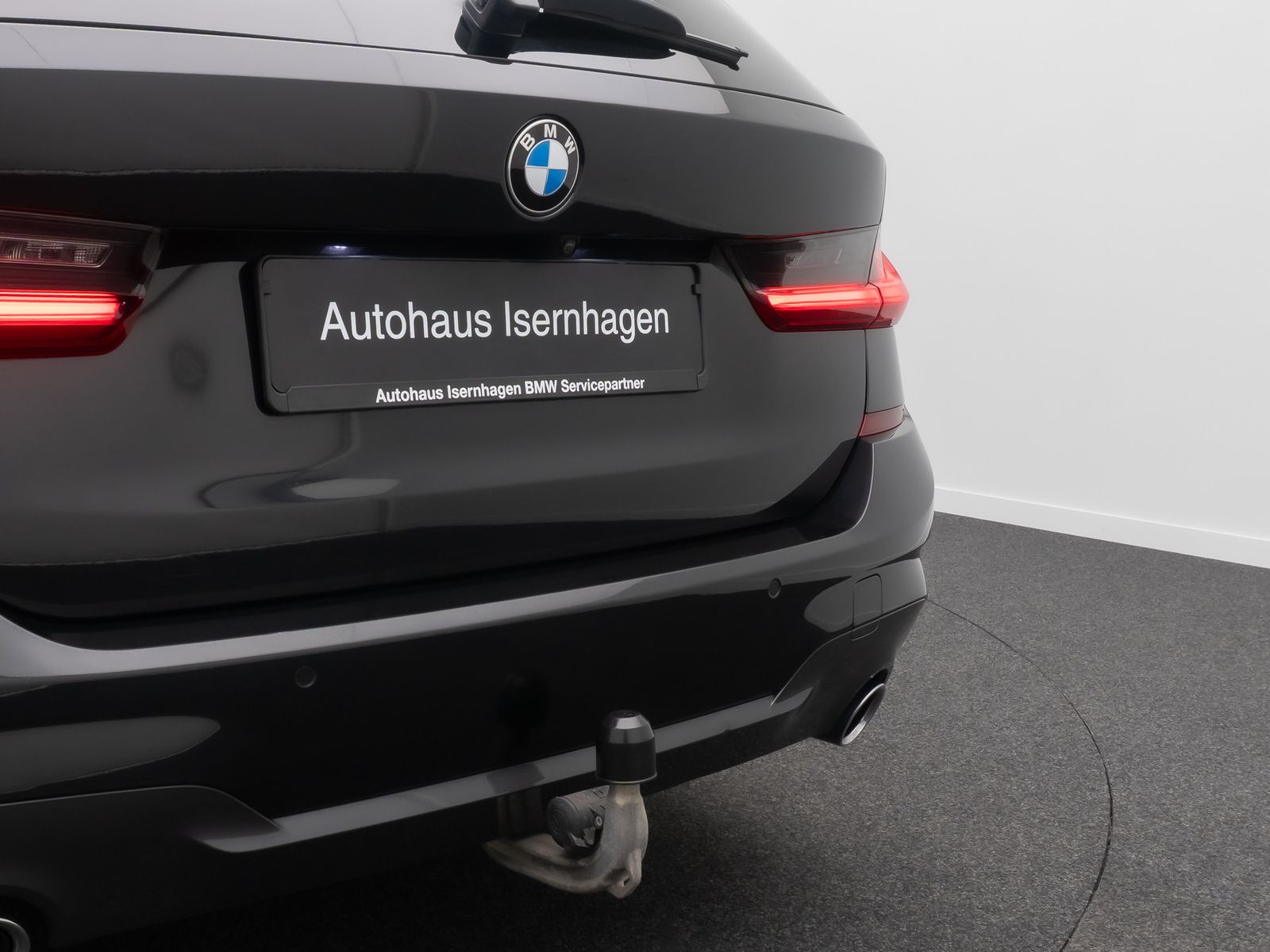 Fahrzeugabbildung BMW 320d xD M Sport DAB HiFi HUD Laser Kamera 19Zoll