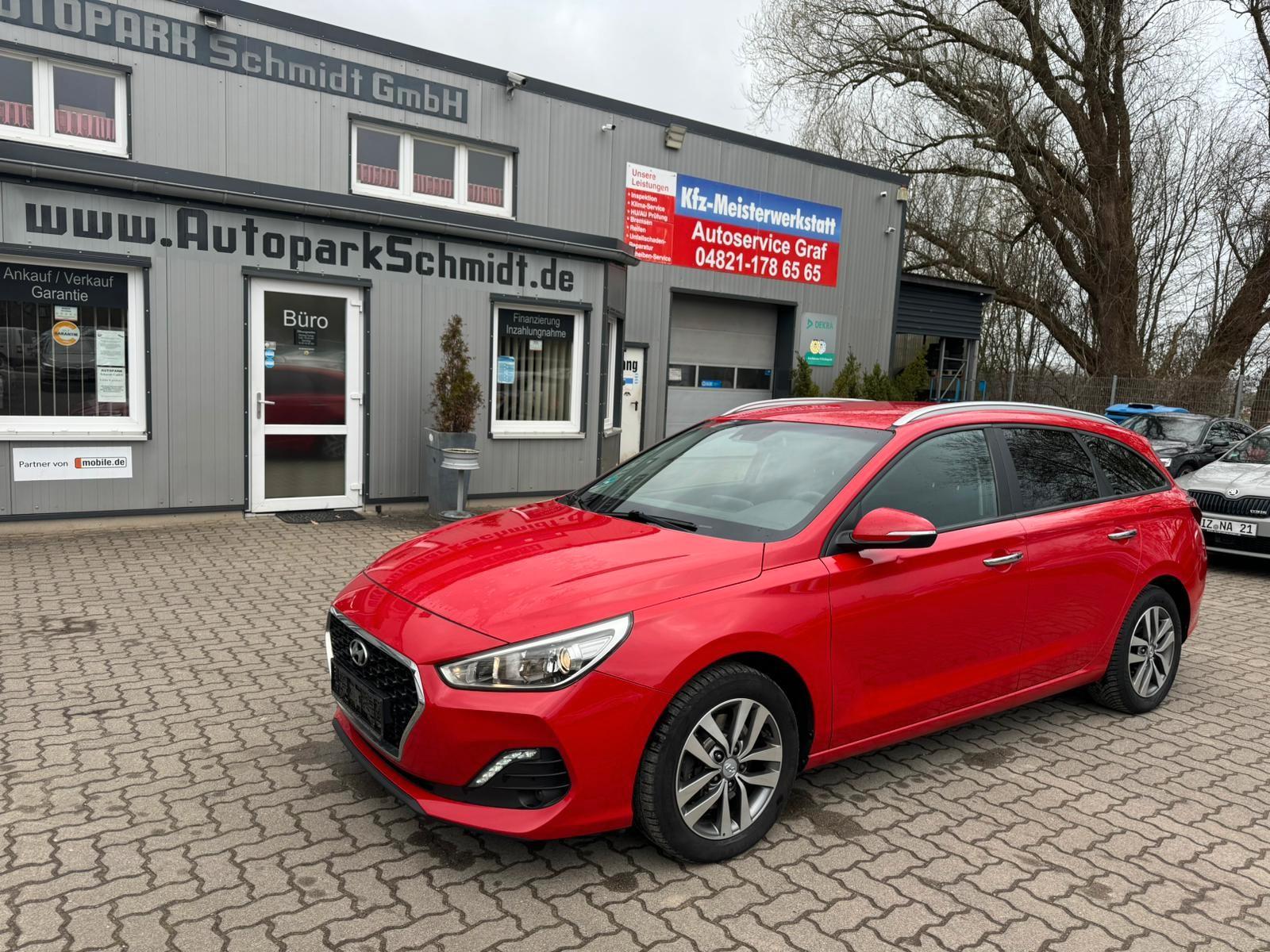 Hyundai i30 cw 1-HAND°RFK°LENKR+SITZH°NAVI°SPURH°ALU°SH!