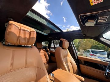 Land-Rover Range Rover - 11