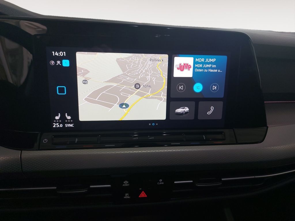 Fahrzeugabbildung Volkswagen Golf 1.0 TSI Life AHZV ACC Navi