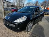 Renault Clio III YAHOO! - Renault Clio mit Benzin-Antrieb: Limousine, Yahoo