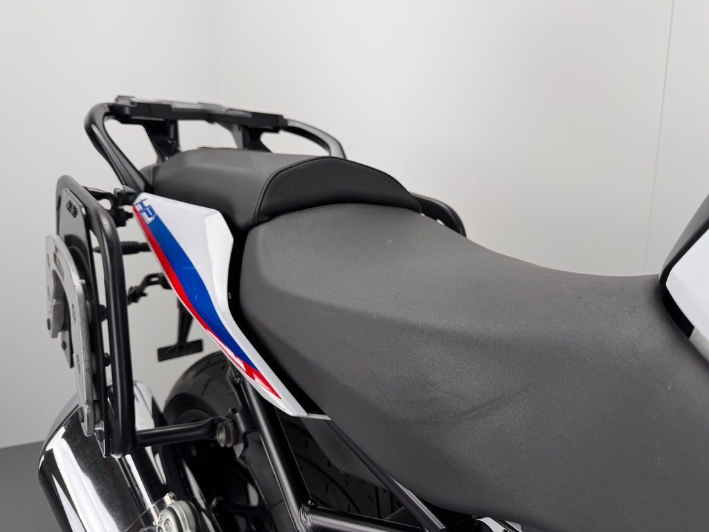 Fahrzeugabbildung BMW R 1250 R *SCHECKHEFTGEPFL. *1. HAND *TOP-ZUSTAND