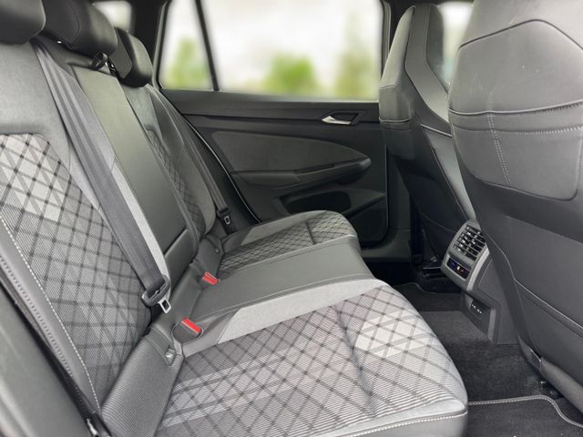 Golf Variant VIII R-Line 1.5 TSI LED Navi ACC 19