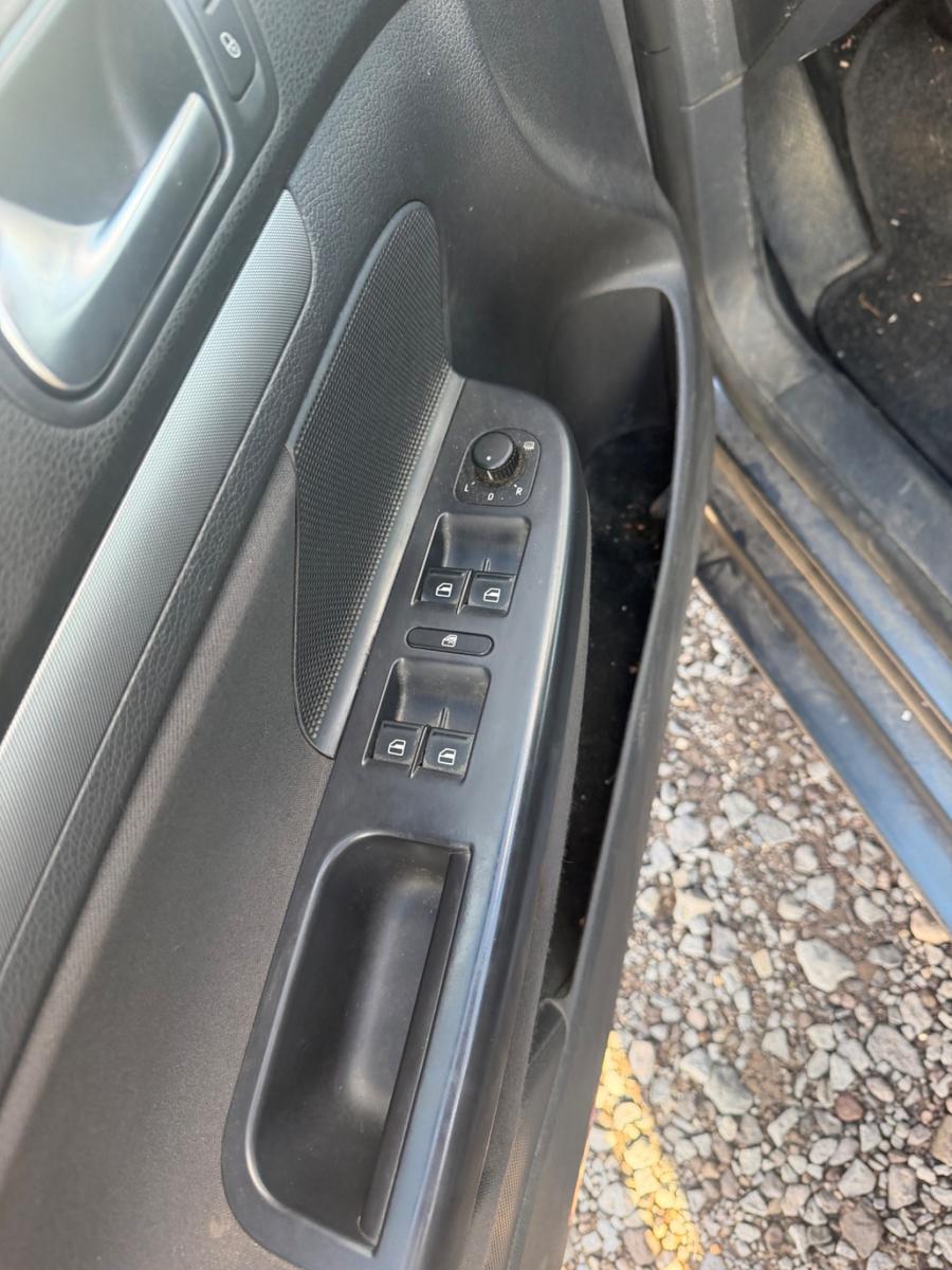 Volkswagen Golf 2009 — photo 6