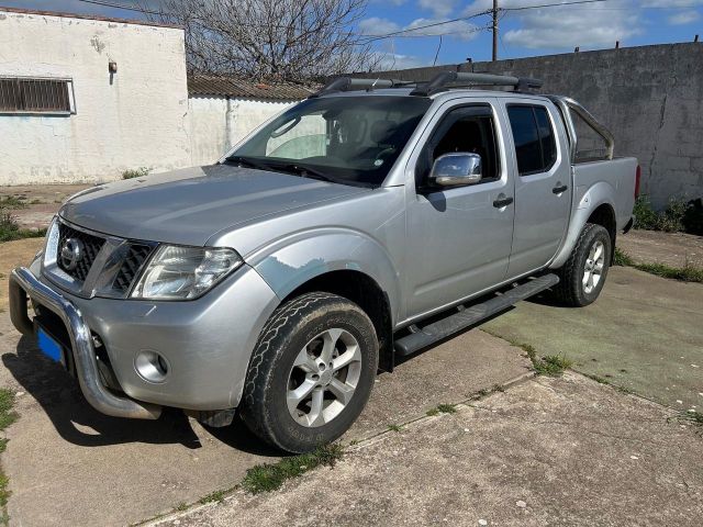 Nissan Navara 2.5 dCi 190CV 4 porte Double Cab S