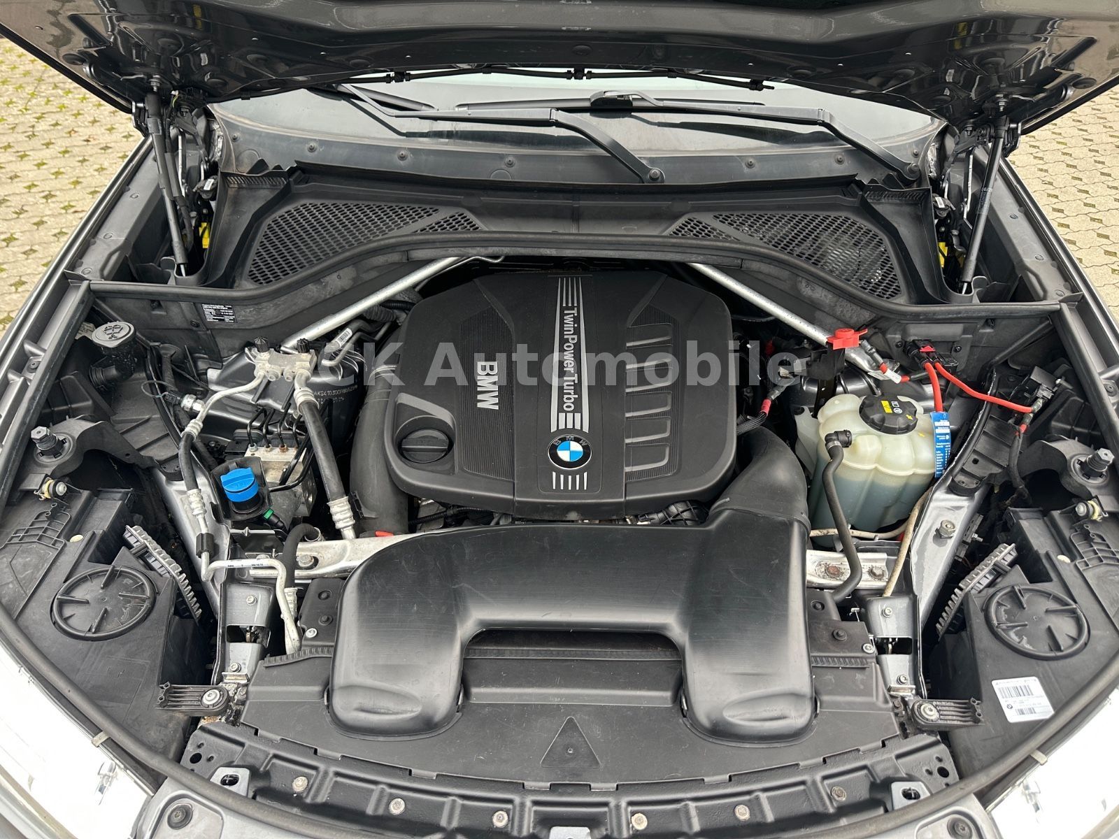 Fahrzeugabbildung BMW X5 xDrive30d/Navi/Head-Up/Pano/360°Kam/AHK