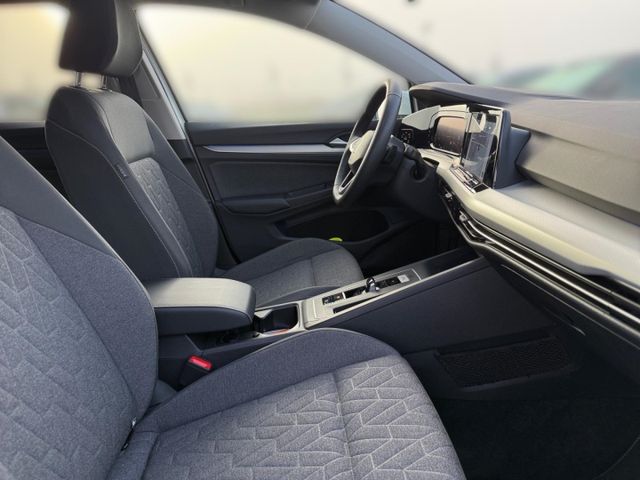 Golf 8 VIII Move 1.5 eTSI AHK-klappbar El. Panod