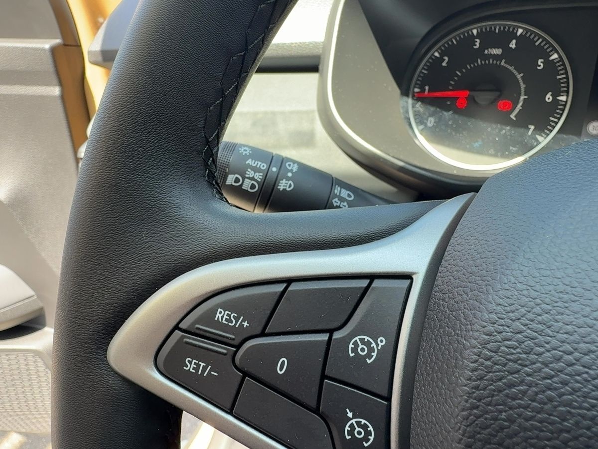 Fahrzeugabbildung Dacia Sandero Stepway Extreme+ TCe 110