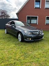 Mercedes-Benz C180 CGI TÜV NEU  - Mercedes-Benz C 180 aus 2012: Coupe