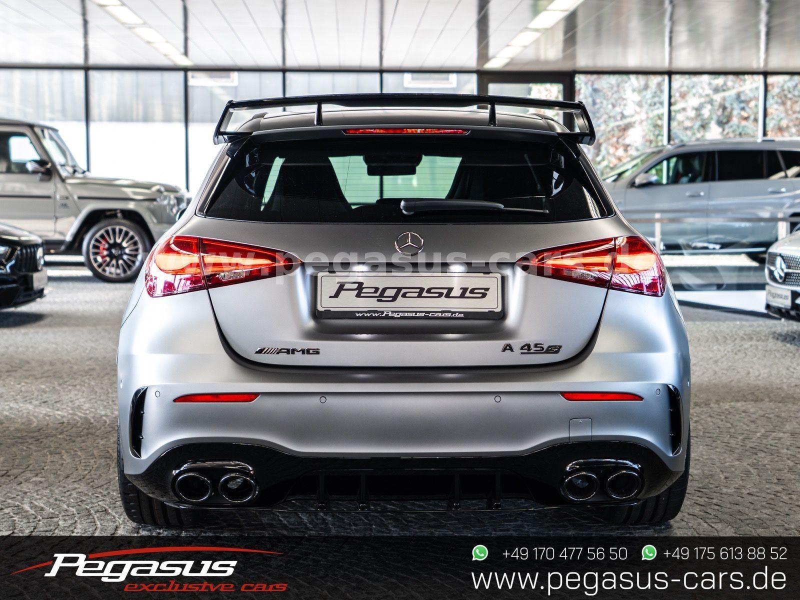 MERCEDES-BENZ A 45 AMG - 9