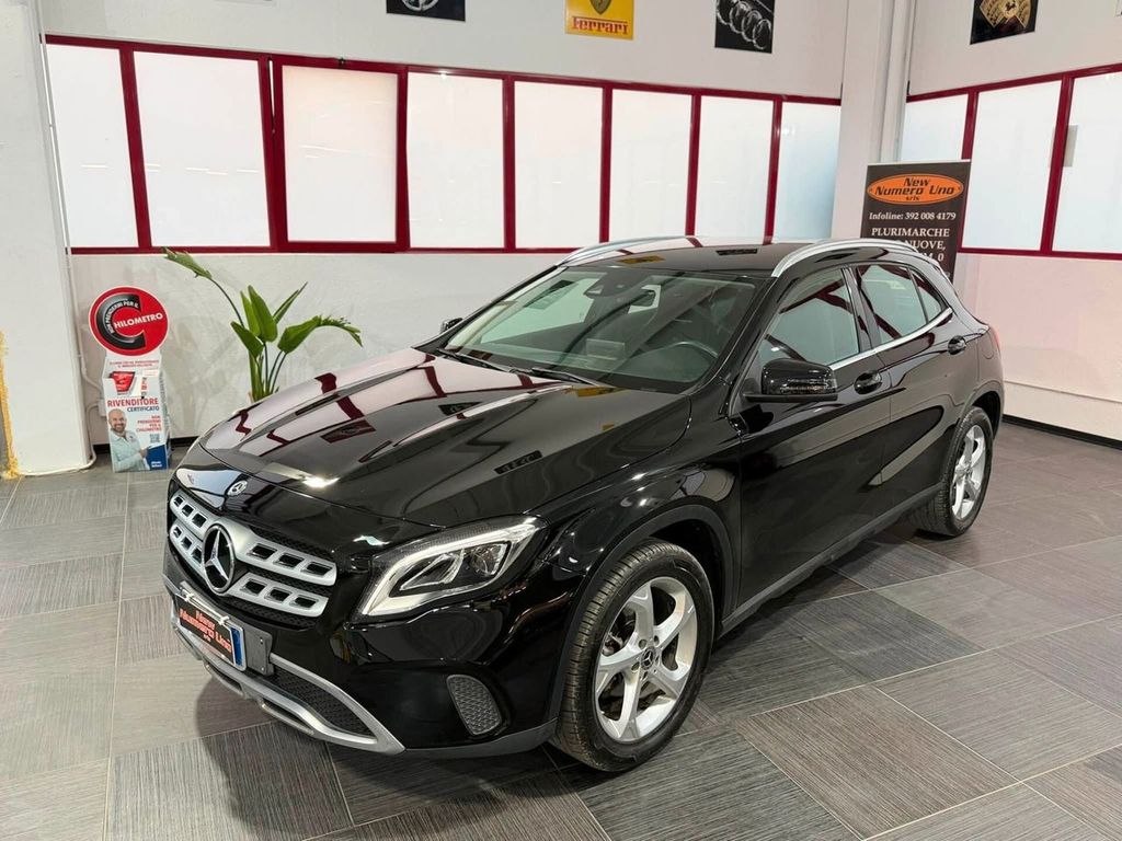 Image of Mercedes-Benz GLA 220