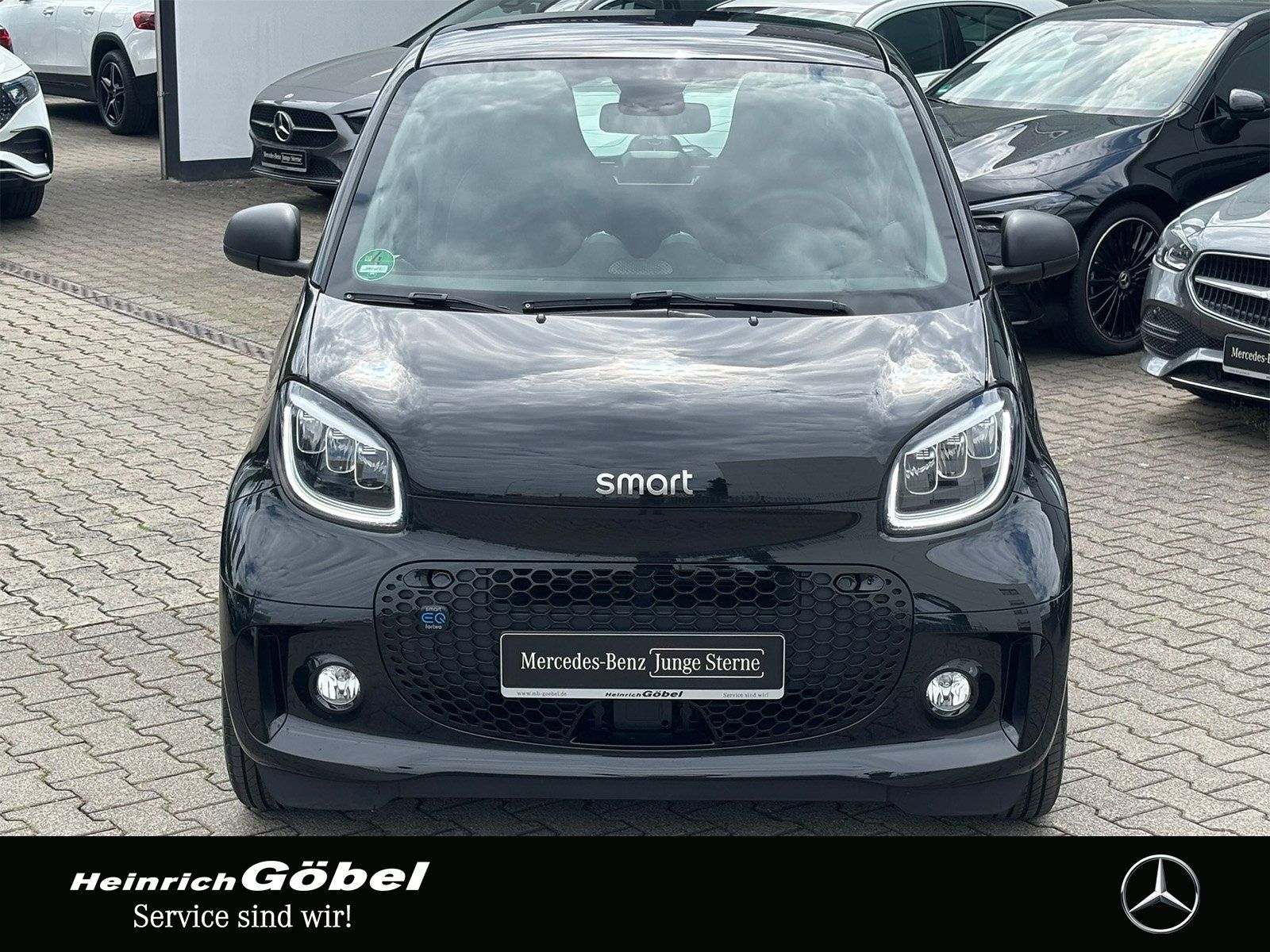 Fahrzeugabbildung Smart EQ passion 22KW*WINTER-PAKET*LED*KAMERA*PANO