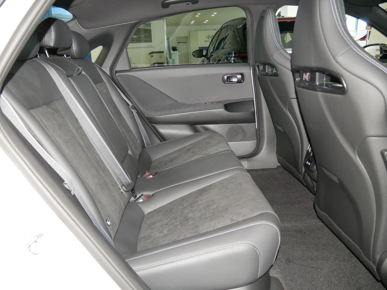 Hyundai IONIQ 6 - Bild 8