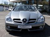 Mercedes-Benz SLK 300 NAVI H/K XENON PTS LEDER SHZ AIRSCARF - Mercedes-Benz Cabrio aus dem Jahr 2009