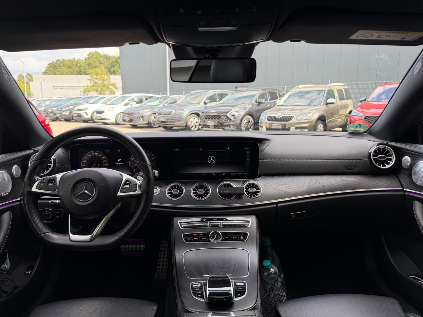 Mercedes-Benz E 300 EDITION 1 /AMG/ PANO/LEDER/NIGHTPACKET