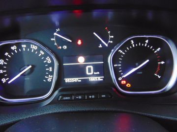 Bild 16 Peugeot Traveller Active L2