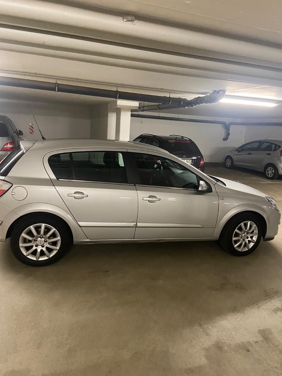 Opel Astra 2004 — photo 7