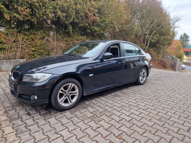 BMW 318 Baureihe 3 Lim. 318i