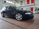 Audi S4 2.7 quattro Avant  - Audi S4 aus 1998: Kombi