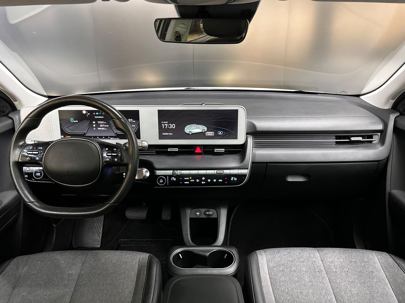 Fahrzeugabbildung Hyundai Ioniq 5 Techniq PANO+LED+SHZ+NAVI+ACC+360+DAB+WP