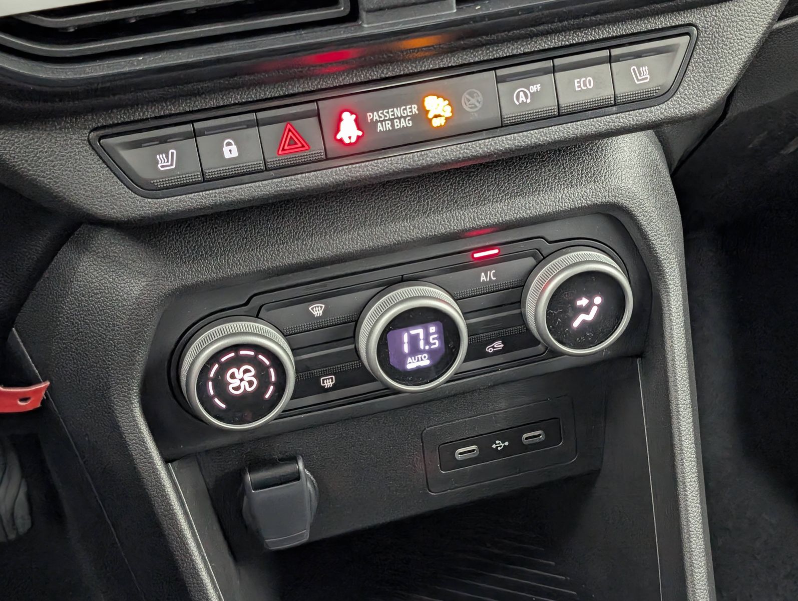 DACIA Sandero  Expression TCe 100 Kamera Media Display – Bild 18