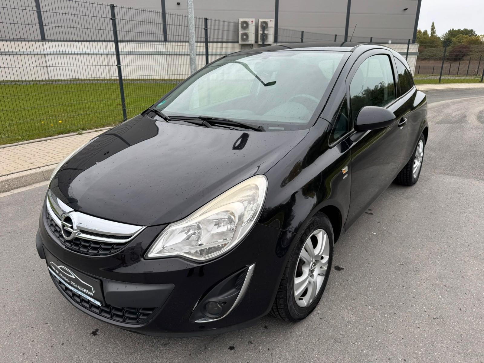 Opel Corsa D Satellite
