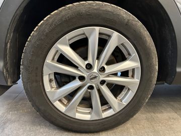 Nissan Qashqai Acenta 4x4 *AHK*Kamera*Navi*