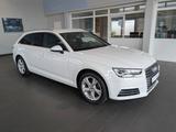 Audi A4 Avant Sport*Xenon*Sitzh.*Navi*PDC* - Audi A4 in Bremen